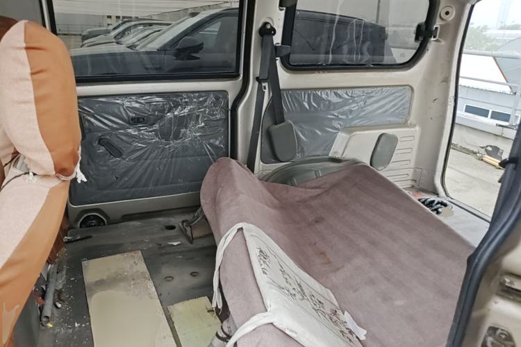 Used Wuling Rongguang V 2018 1.5L Practical Version Left Rear Seat