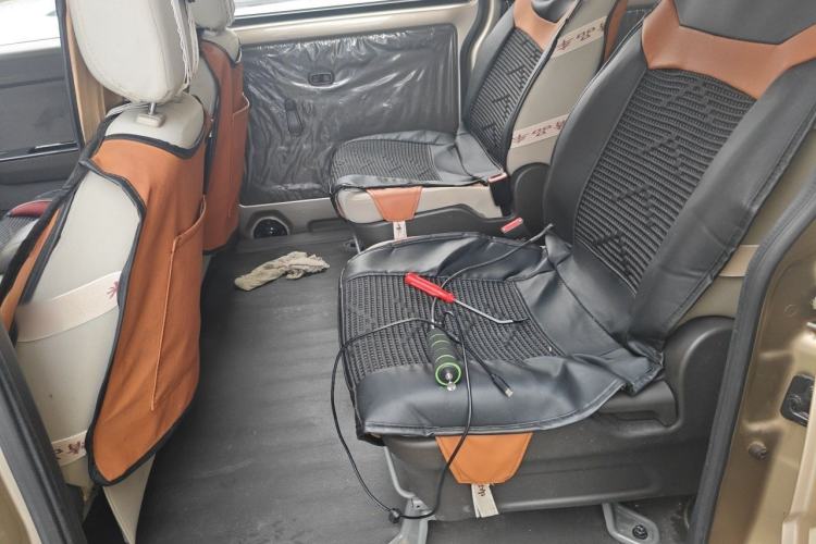 Used Wuling Rongguang V 2018 1.5L Standard Version Left Rear Seat