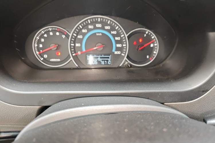 Used Wuling Rongguang V 2018 1.5L Standard Version Odometer Close Up