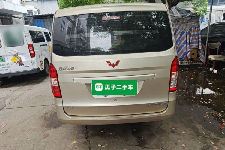 Used Wuling Rongguang V 2018 1.5L Standard Version Rear