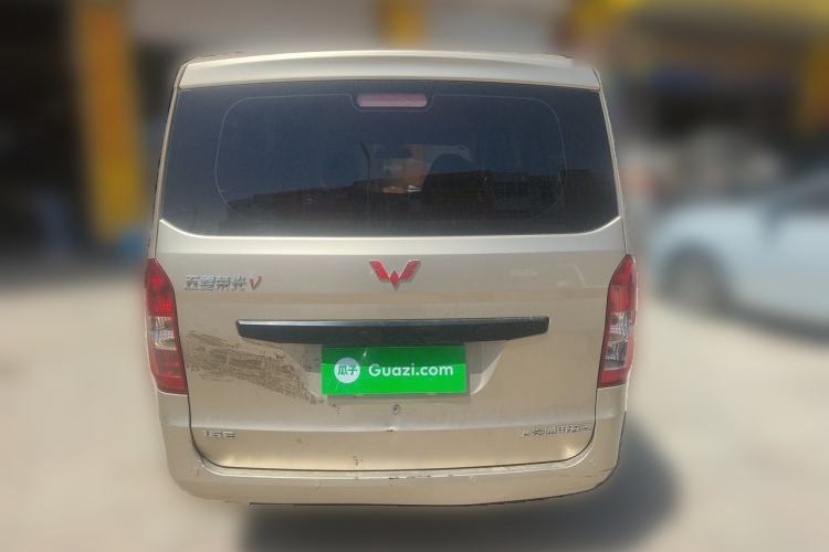 Used Wuling Rongguang V 2018 1.5L Practical Version Rear