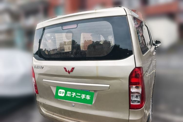 Used Wuling Rongguang V 2018 1.5L Standard Version Rear