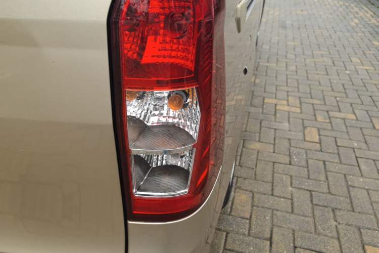Used Wuling Rongguang V 2018 1.5L Practical Version Right Rear Taillight
