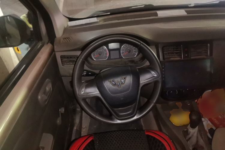 Used Wuling Rongguang V 2018 1.2L Practical Model Steering Wheel