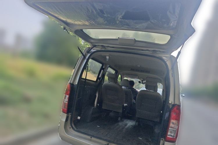 Used Wuling Rongguang V 2018 1.5L Standard Version Trunk