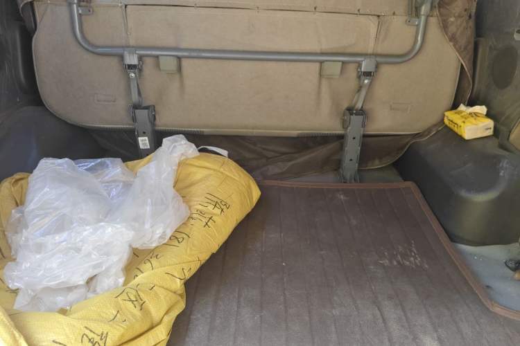 Used Wuling Rongguang V 2018 1.5L Standard Version Trunk