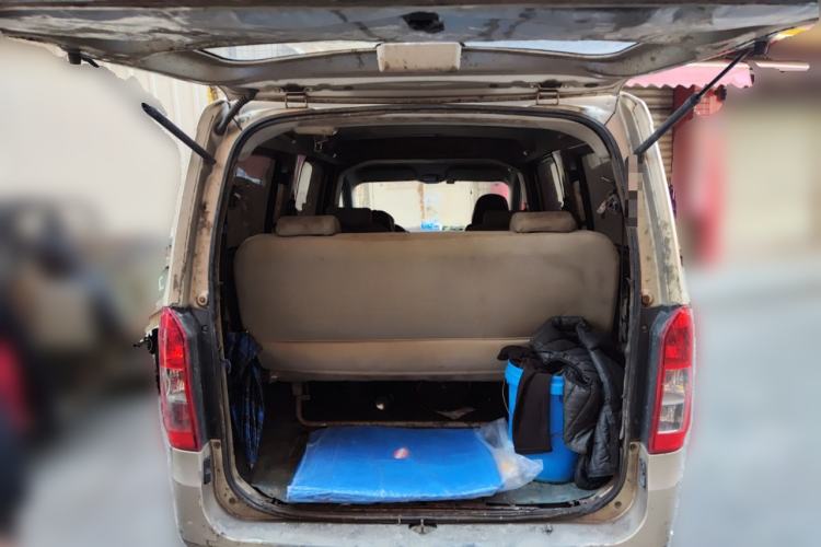 Used Wuling Rongguang V 2018 1.5L Standard Version Trunk
