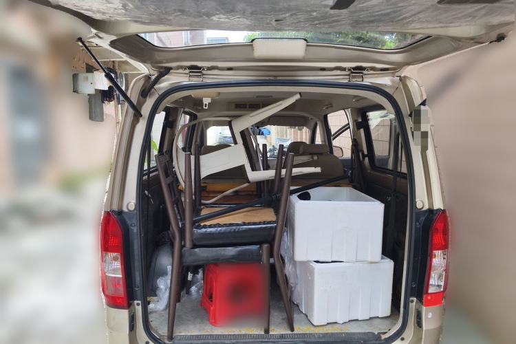 Used Wuling Rongguang V 2018 1.5L Standard Version Trunk