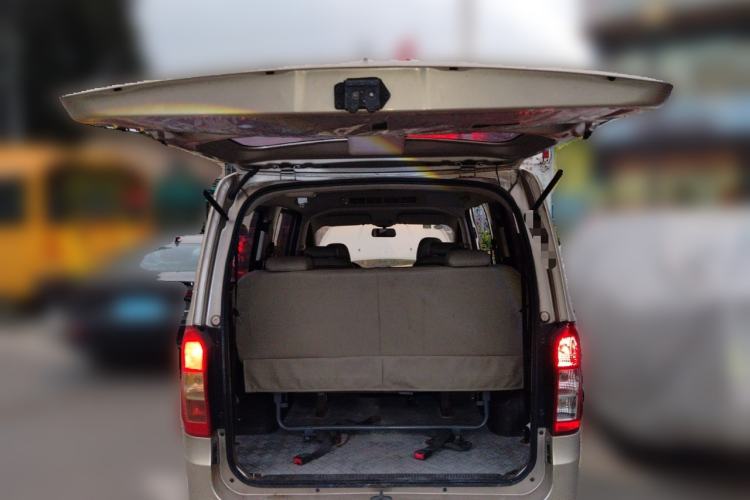Used Wuling Rongguang V 2018 1.5L Standard Version Trunk