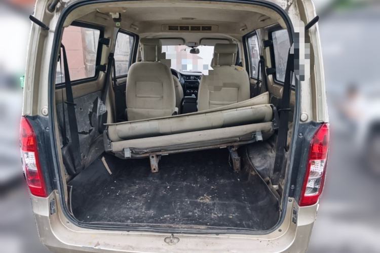 Used Wuling Rongguang V 2018 1.5L Standard Version Trunk