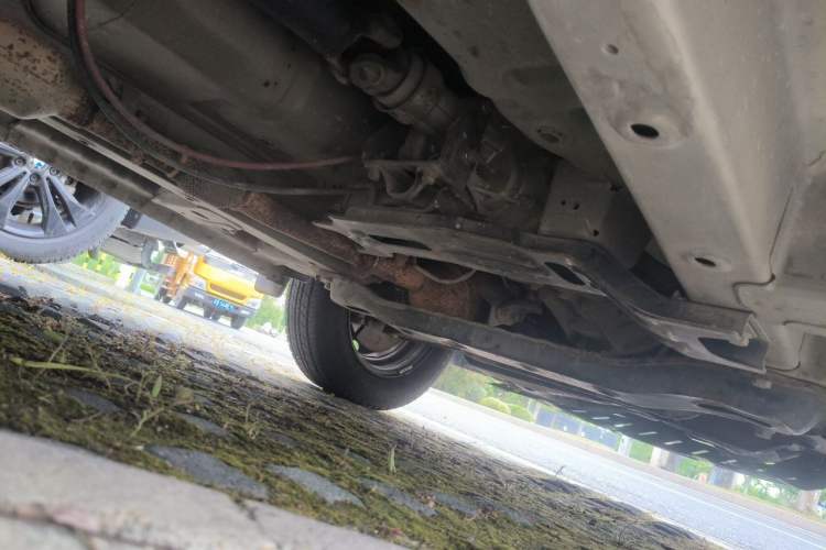 Used Wuling Rongguang V 2019 1.5L Practical Model China VI LAR Chassis Front Right