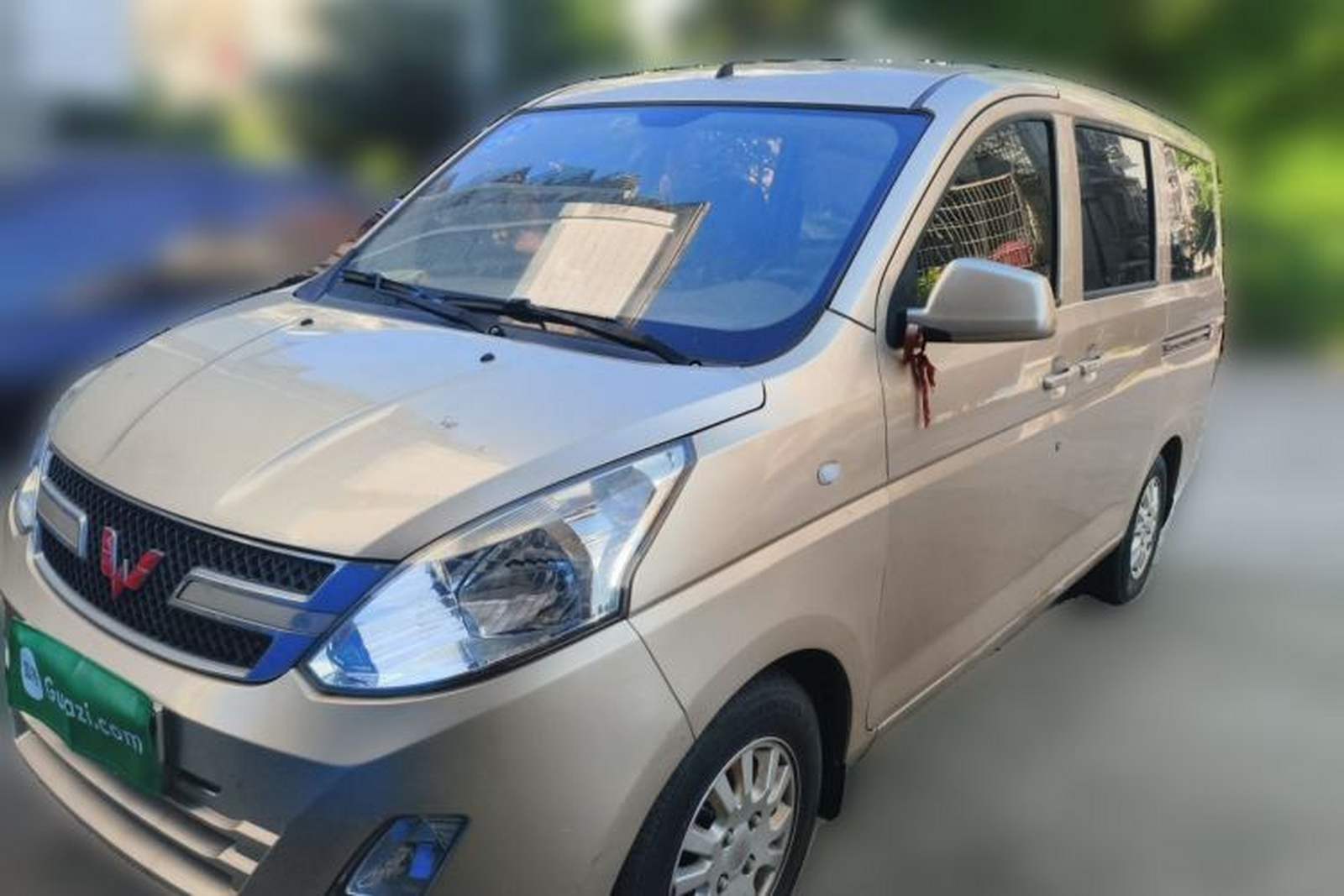 Фото Wuling с площадки