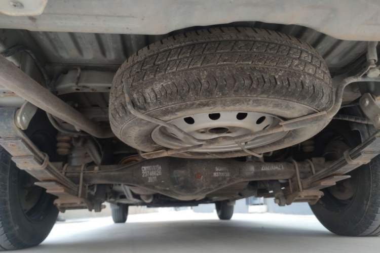 Used Wuling Rongguang V 2019 1.5L Window-Sealed Utility Model China VI LAR Chassis Rear