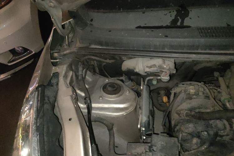 Used Wuling Rongguang V 2019 1.5L Van - Utility Model Engine Bay Right