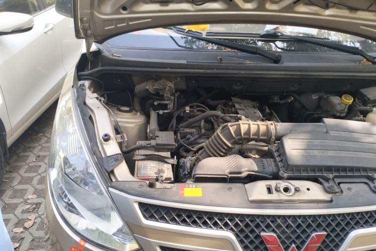 Used Wuling Rongguang V 2019 1.5L Van - Utility Model Engine Bay Right