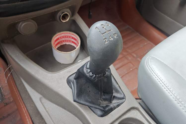 Used Wuling Rongguang V 2019 1.5L Van - Utility Model Gear Lever