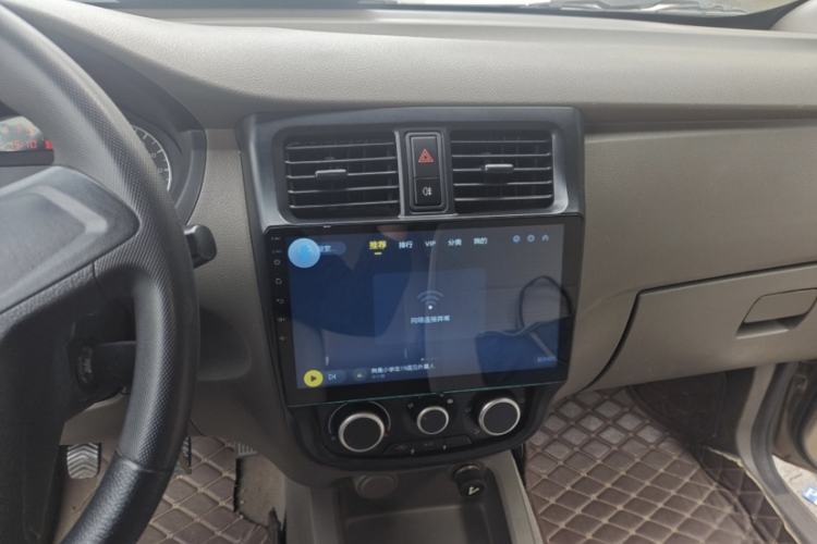 Used Wuling Rongguang V 2019 1.5L Practical Model China VI LAR Interior 5