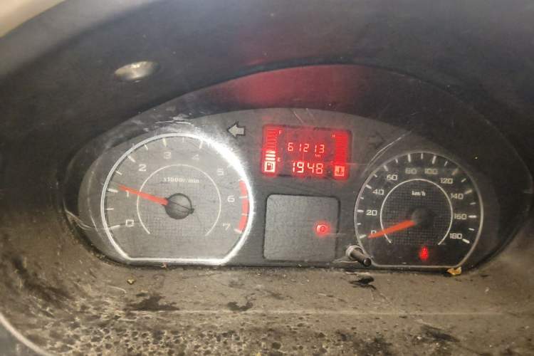 Used Wuling Rongguang V 2019 1.5L Practical Model China VI LAR Odometer Close Up