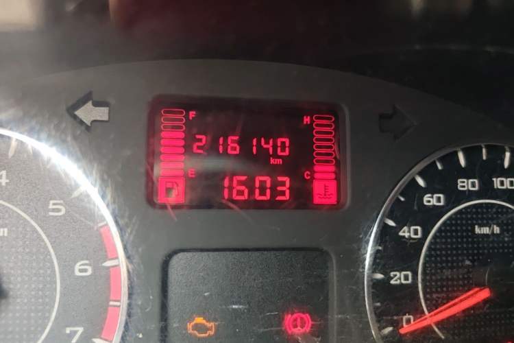 Used Wuling Rongguang V 2019 1.5L Window-Sealed Utility Model China VI LAR Odometer Close Up
