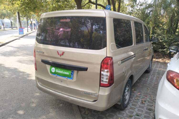 Used Wuling Rongguang V 2019 1.5L Van - Utility Model Rear Right 45 Deg