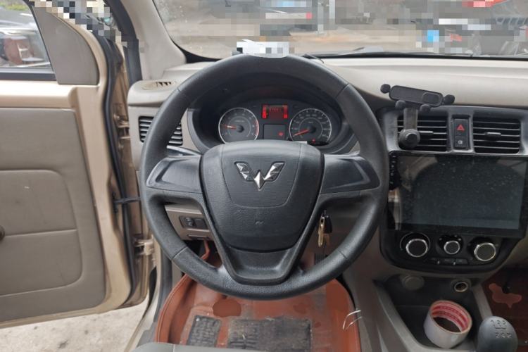 Used Wuling Rongguang V 2019 1.5L Van - Utility Model Steering Wheel