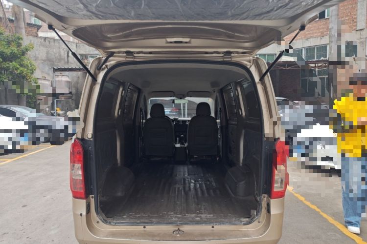 Used Wuling Rongguang V 2019 1.5L Van - Utility Model Trunk