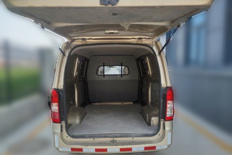 Used Wuling Rongguang V 2019 1.5L Window-Sealed Utility Model China VI LAR Trunk