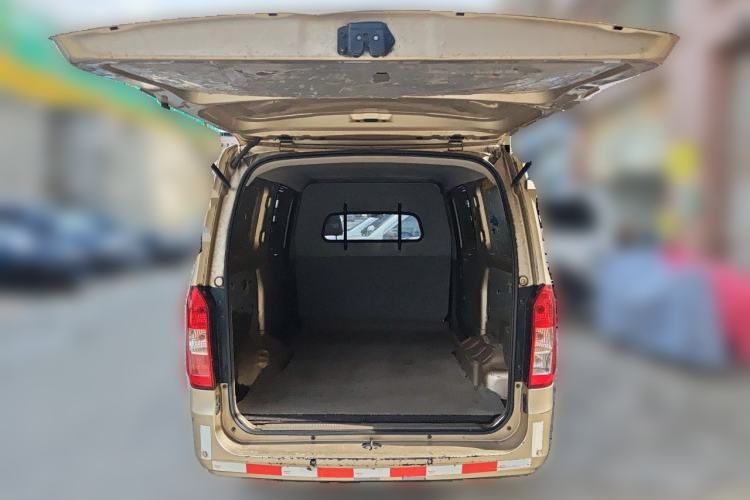 Used Wuling Rongguang V 2019 1.5L Window-Sealed Utility Model China VI LAR Trunk