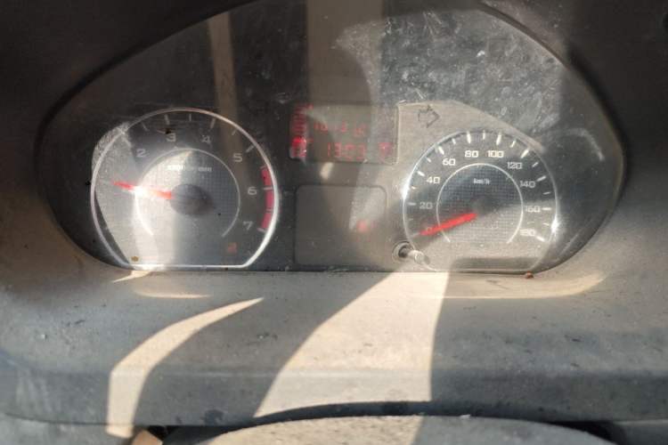 Used Wuling Rongguang V 2019 1.5L Window-Sealed Utility Model China VI LAR Instrument Cluster