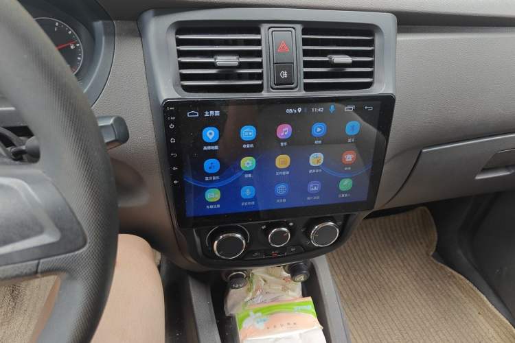 Used Wuling Rongguang V 2019 1.5L Standard Version China VI LAR Audio And AC Panel