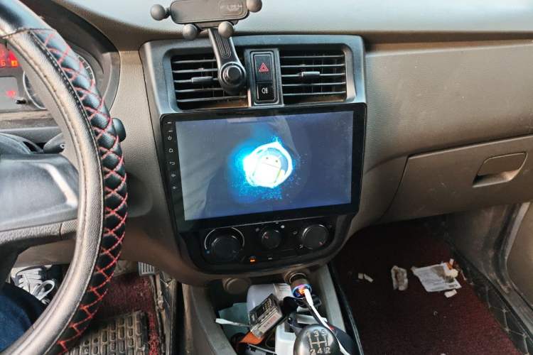 Used Wuling Rongguang V 2019 1.2L Van Utility Model Audio And AC Panel