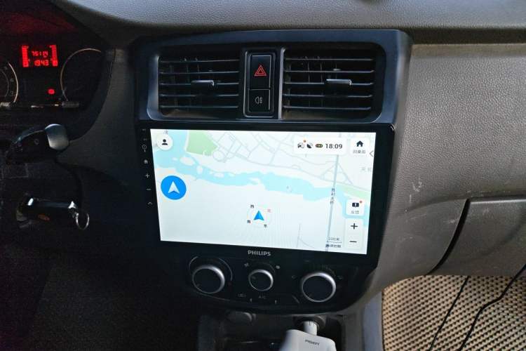 Used Wuling Rongguang V 2019 1.5L Window-Sealed Utility Model China VI LAR Audio And AC Panel