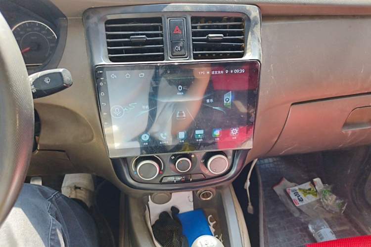Used Wuling Rongguang V 2019 1.5L Window-Sealed Utility Model China VI LAR Audio And AC Panel
