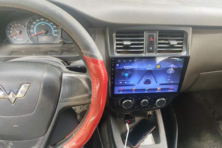 Used Wuling Rongguang V 2019 1.5L Standard Version China VI LAR Audio And AC Panel