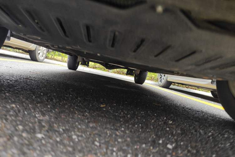 Used Wuling Rongguang V 2019 1.5L Standard Version China VI LAR Chassis Front