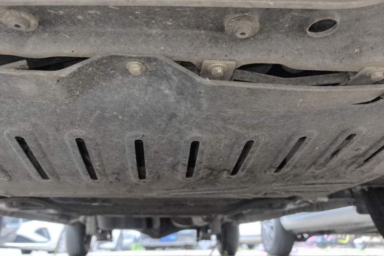 Used Wuling Rongguang V 2019 1.5L Practical Model China VI LAR Chassis Front