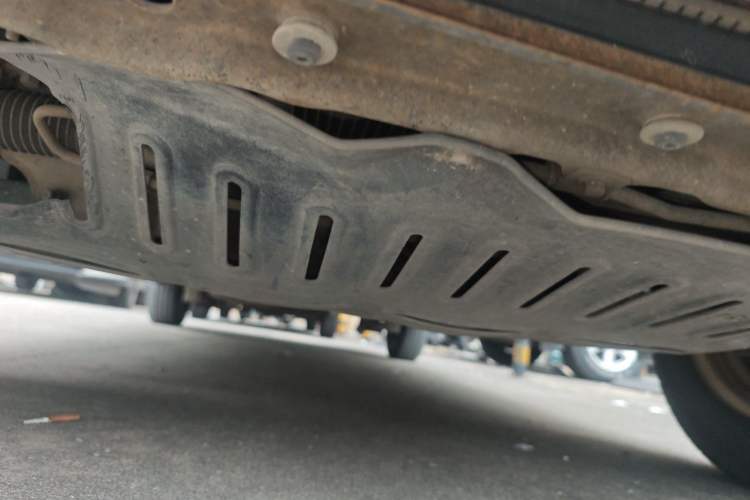 Used Wuling Rongguang V 2019 1.5L Van - Utility Model Chassis Front