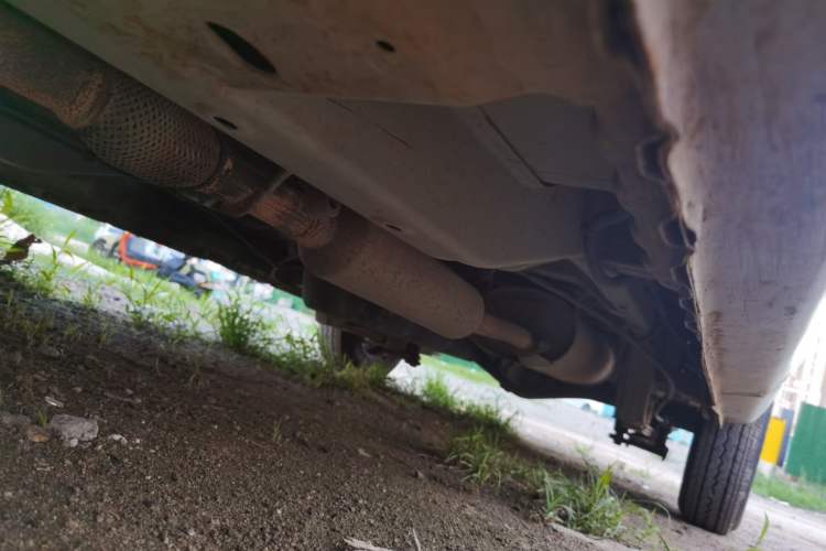 Used Wuling Rongguang V 2019 1.5L Practical Model China VI LAR Chassis Front Left