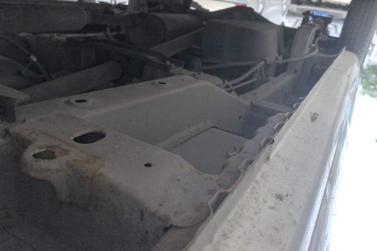 Used Wuling Rongguang V 2019 1.5L Practical Model China VI LAR Chassis Front Right