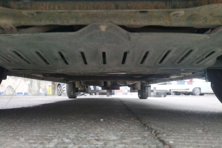 Used Wuling Rongguang V 2019 1.5L Practical Model China VI LAR Chassis Front