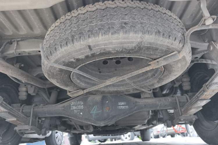 Used Wuling Rongguang V 2019 1.5L Practical Model China VI LAR Chassis Rear