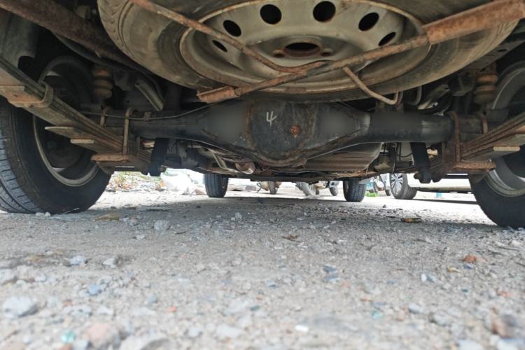 Used Wuling Rongguang V 2019 1.5L Standard Version China VI LAR Chassis Rear