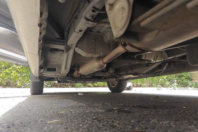 Used Wuling Rongguang V 2019 1.5L Standard Version China VI LAR Chassis Rear Left