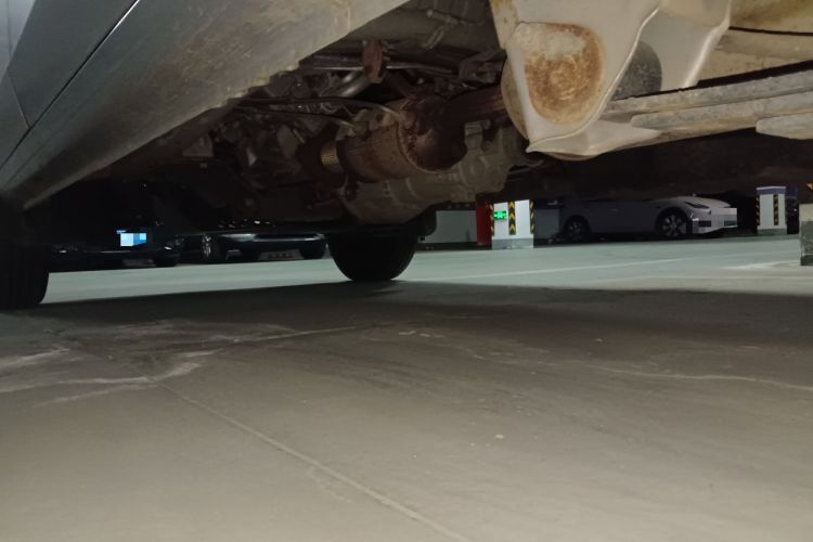 Used Wuling Rongguang V 2019 1.2L Van Utility Model Chassis Rear Left