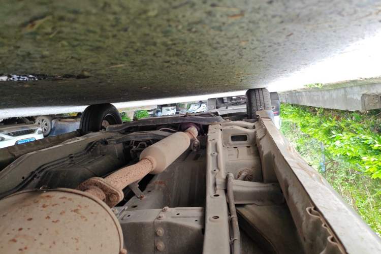 Used Wuling Rongguang V 2019 1.5L Standard Version China VI LAR Chassis Rear Left