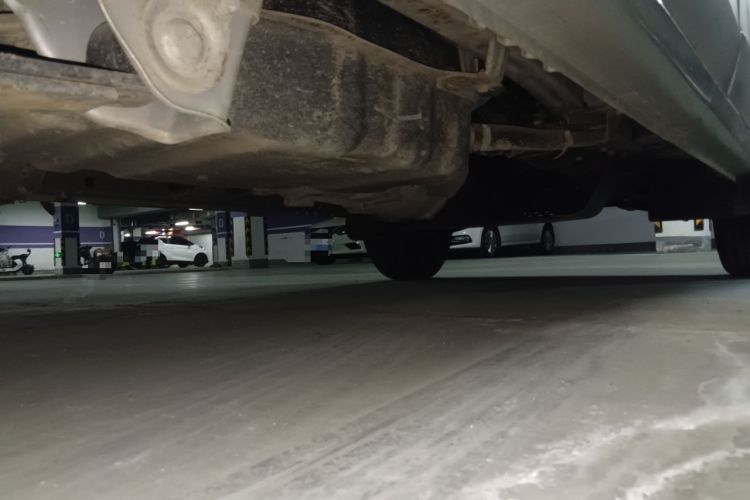 Used Wuling Rongguang V 2019 1.2L Van Utility Model Chassis Rear Right