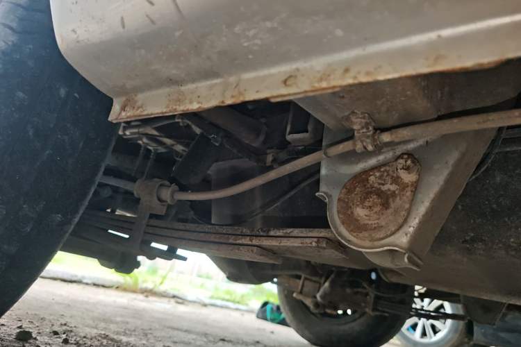 Used Wuling Rongguang V 2019 1.5L Practical Model China VI LAR Chassis Rear Right