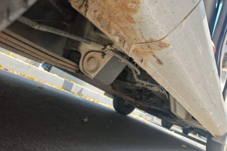 Used Wuling Rongguang V 2019 1.5L Practical Model China VI LAR Chassis Rear Right
