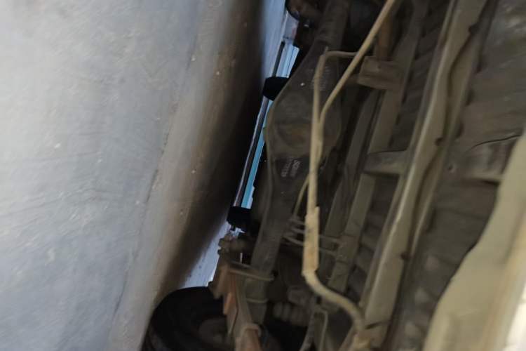 Used Wuling Rongguang V 2019 1.5L Practical Model China VI LAR Chassis Rear