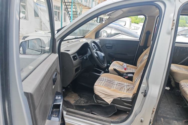 Used Wuling Rongguang V 2019 1.5L Standard Version China VI LAR Driver Seat